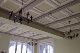 В Зеленоградске восстановили кессонный потолок и двери виллы «Крелль»