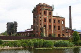 Власти пообещали к 2018 году снести немецкие руины на берегу Преголи
