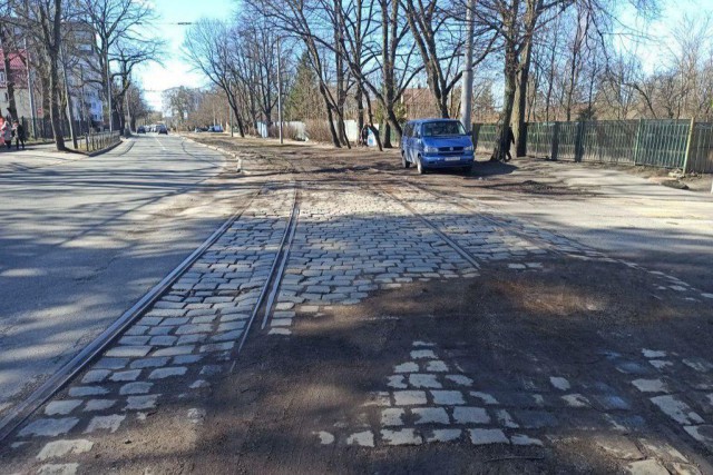 В Калининграде демонтируют часть трамвайных путей на проспекте Победы 