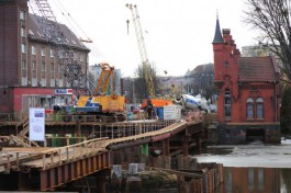 В Калининграде хотят установить памятник гигантскому сому у Высокого моста