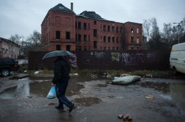 В Калининграде разбирают здание бывшего оберлицея имени Гёте (фото)