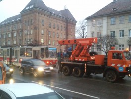 На ул. Черняховского в Калининграде сломался трамвай 