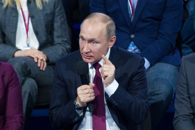 «Так не пойдёт»: Путин предложил сократить повышение пенсионного возраста для женщин