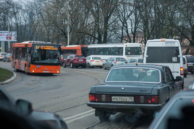 Власти Калининграда перенесли конкурс по маршрутной сети на год