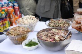 «Рыбный праздник»: в Калининграде отметили традиционный День селёдки (фото)