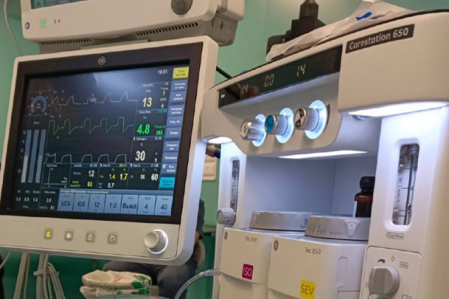 Калининградские врачи провели сложную операцию пациентке с двумя онкологическими заболеваниями