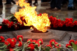 «Памяти погибших»: в Калининграде возложили венки к мемориалу 1200 воинам-гвардейцам (фото)