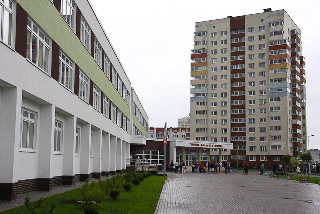 Власти Калининграда хотят ввести вторую смену в гимназии на Сельме