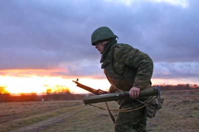 Военнослужащие смогут бесплатно позвонить своим родственникам в новогоднюю ночь