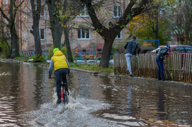 В среду в Калининграде снова прогнозируют обильные осадки и сильный ветер