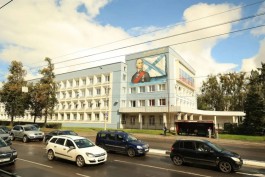 В Калининграде на здании военной прокуратуры Балтфлота открыли мурал с Феодором Ушаковым
