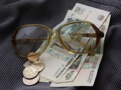 Глава ПФР: В 2012 году пенсия достигнет 10 тысяч рублей