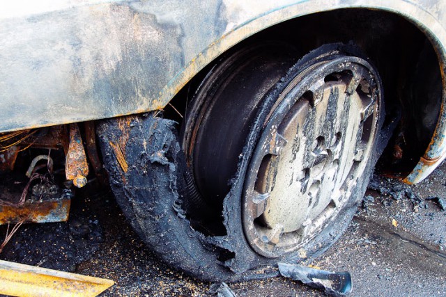 На трассе Талпаки — Большаково на ходу загорелся автомобиль