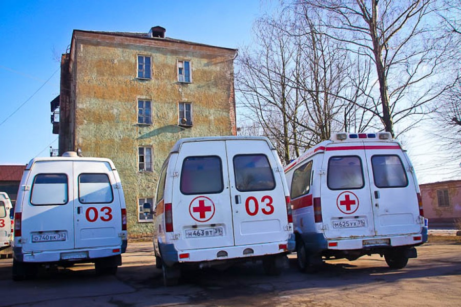 За год со «Станции скорой медицинской помощи» в Калининграде уволились 87 сотрудников