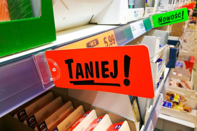 Польские СМИ: Запрет на торговлю по воскресеньям «убивает» маленькие магазины