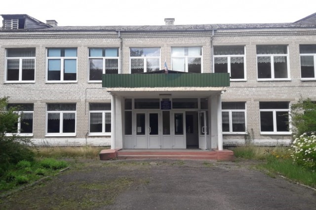 Здание школы под Нестеровом выставили на торги за 16 миллионов рублей 