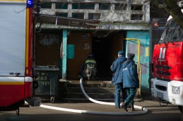 На улице Фрунзе в Калининграде произошёл пожар из-за самогонного аппарата: пострадали трое