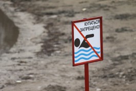 Двое мужчин спасли тонувшего человека на озере Шенфлиз в Калининграде