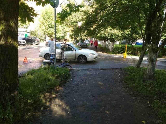 На улице Летней в Калининграде «Хёндай» сбил 78-летнего велосипедиста