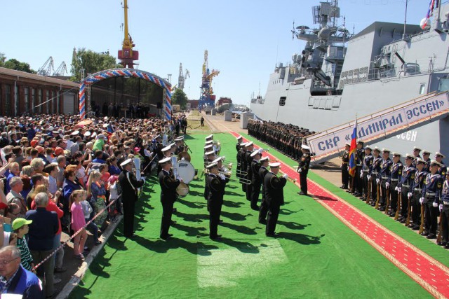 Завод «Янтарь» передал ВМФ России сторожевой корабль «Адмирал Эссен» (видео)