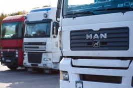 На границе с Литвой в Калининградской области в очереди стоят более 70 грузовиков