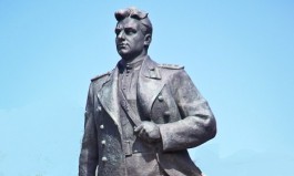 «Убрать нельзя оставить»: что думают в Польше о сносе памятника Черняховскому