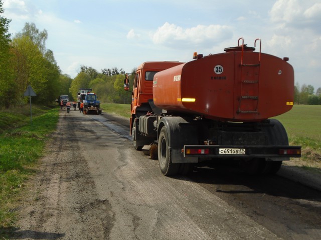 Подрядчик начал ремонт участка трассы из Правдинска в Озёрск
