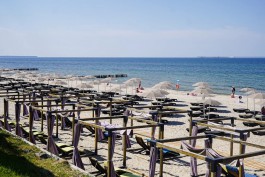 «Автопрокат сапов и бесплатные зонты»: как пляжи Калининградской области обновили к купальному сезону 