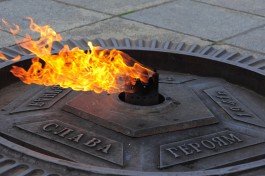 СК проверяет информацию об осквернении Вечного огня в Калининграде