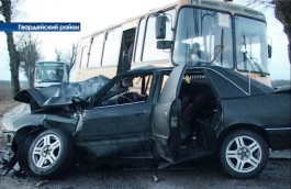 В Гвардейском районе молодой водитель «Ауди» погиб, обгоняя автобус с детьми (видео) (видео)