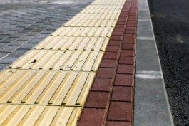 В Калининграде нашли подрядчика для обустройства тротуара на улице Габайдулина