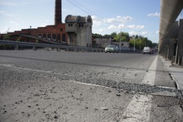 Подрядчик ликвидировал трещину на мосту на аллее Смелых в Калининграде
