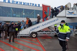 В аэропорту «Храброво» из-за снегопада отменили три рейса в Москву