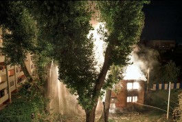 Ночью на улице Красносельской в Калининграде сгорел расселённый дом