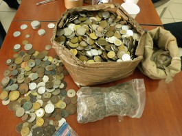Калининградец пытался ввезти из Польши более 100 тысяч старинных монет (фото)