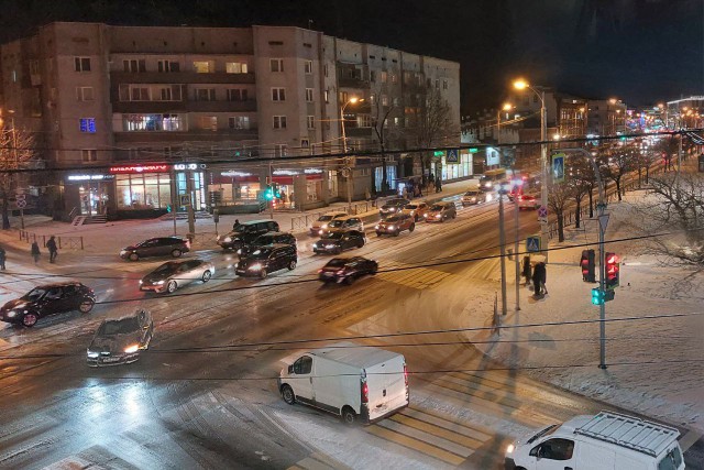 Вечером в понедельник Калининград встал в десятибалльных пробках