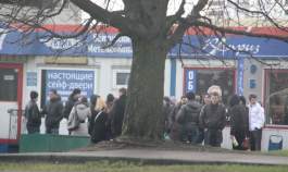 В Калининграде около 50 студентов погрузили в автобус и отправили на выборы в область (фото, видео)