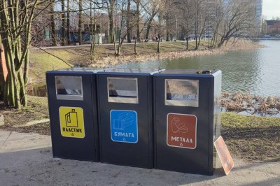 На улицах Калининграда начали устанавливать урны для раздельного сбора мусора