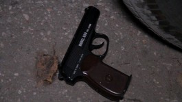 УМВД: В Калининграде мужчина напал с пистолетом на таксиста (фото)