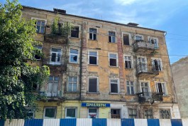 Фонд капремонт сохранит архитектурные детали старинного дома, который сносят в Советске
