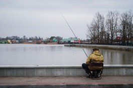 На набережной в Полесске приступили к устранению провалов