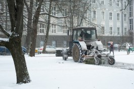 За сутки с улиц Калининграда вывезли 230 кубометров снега