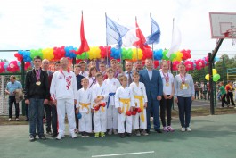 Во взморьевской школе открыли спортивный городок