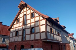  «Силуэты „Щелкунчика“»: со старинного склада в Железнодорожном сняли леса (фото)