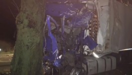 «Лопнуло колесо»: на трассе в Багратионовском округе насмерть разбился водитель фуры