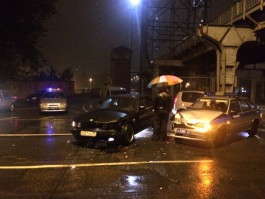 В Калининграде столкнулись полицейский ВАЗ и БМВ (фото) (фото)