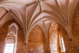 Своды замка Тапиау планируют украсить средневековой росписью 