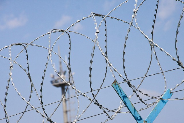В Калининграде заключённый получил больше года тюрьмы за избиение сотрудника колонии