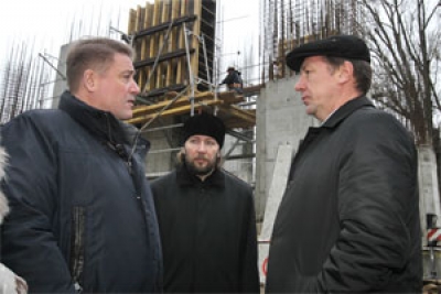 Часовню на площади построят в срок