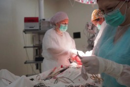 Калининградские врачи удалили сразу три крупные опухоли у 44-летней женщины